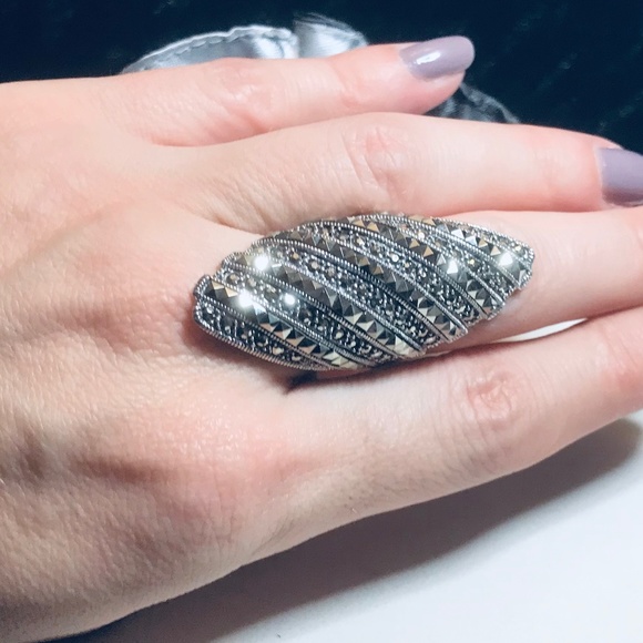 Vintage Lucent Swarovski Marcasite Ring - Picture 4 of 13
